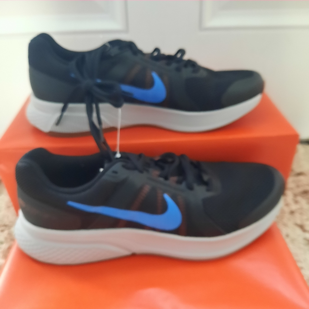 New Nike Run Swift 2 Running Shoe % Authentic - image 2